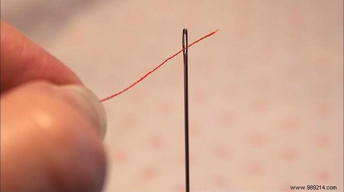 Thread a Needle in Just 3 Seconds: Grandma s Proven Trick