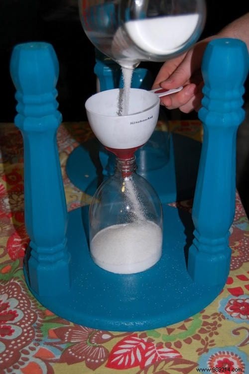 DIY Time-Out Stool with Built-In Hourglass: Simple Step-by-Step Guide for Parents
