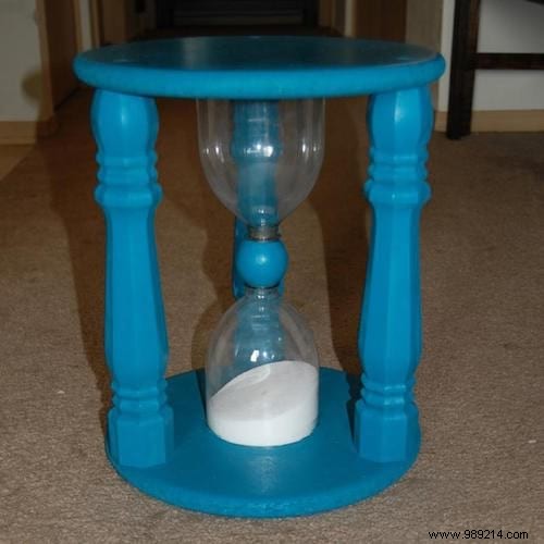 DIY Time-Out Stool with Built-In Hourglass: Simple Step-by-Step Guide for Parents