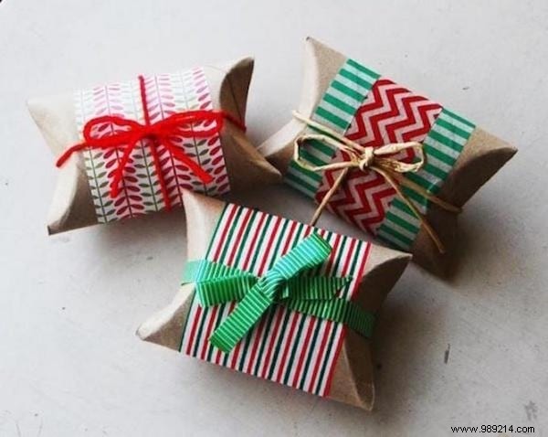 DIY Gift Boxes from Toilet Paper Rolls: A Quick, Free Holiday Wrapping Tutorial