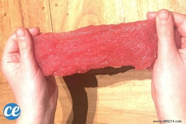 Easy Homemade Slime Recipe: Natural, Kid-Safe & Ready in 2 Minutes (No Glue or Borax)