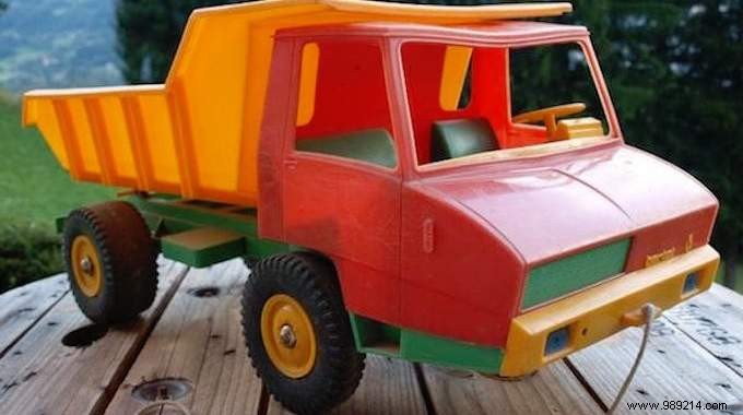 4 Quick, Natural Ways to Clean and Disinfect Baby Toys – Parent-Approved