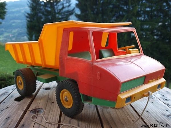 4 Quick, Natural Ways to Clean and Disinfect Baby Toys – Parent-Approved