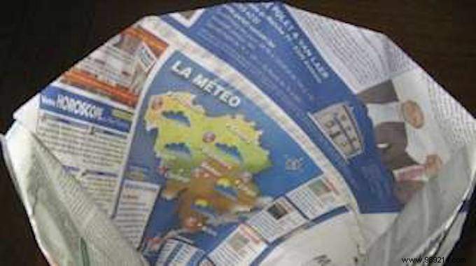 DIY Newspaper Trash Bags: An Eco-Friendly Hack to Save Money and Cut Plastic Waste