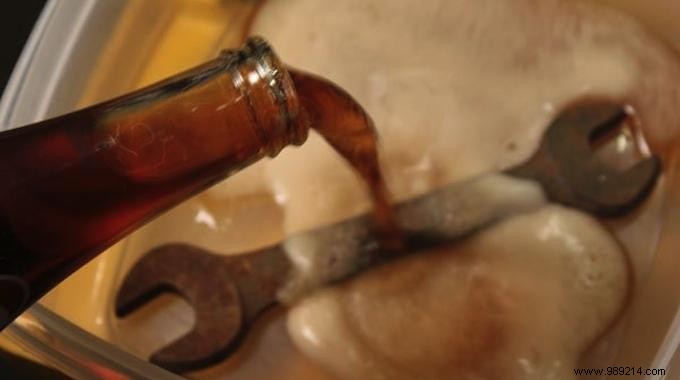 Revive Rusty Tools with Coca-Cola: Simple, Effective Rust Removal Method