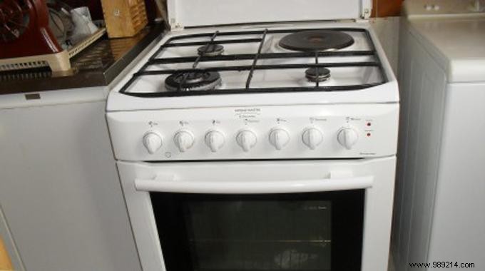 How to Clean Your Stove with Baking Soda: Simple, Effective Steps for a Spotless Finish