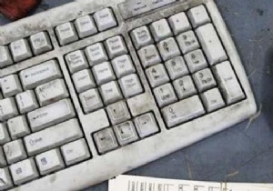 Effortless Keyboard Cleaning: 2 Proven White Vinegar Tips from Tech Experts