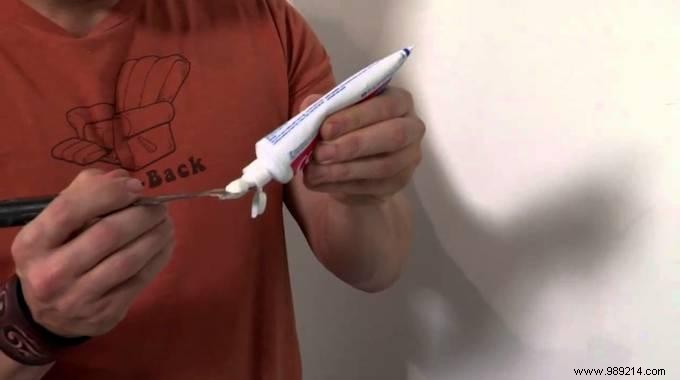 How to Patch Nail Holes in White Walls with Toothpaste – Save Your Rental Deposit