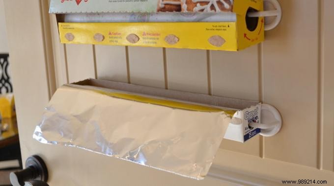 Genius Kitchen Hack: Store Aluminum Foil Rolls on Cupboard Doors with Adhesive Hooks