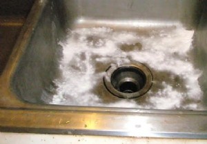 How to Clean Your Sink Sparkling with Baking Soda: Simple Pro Tips