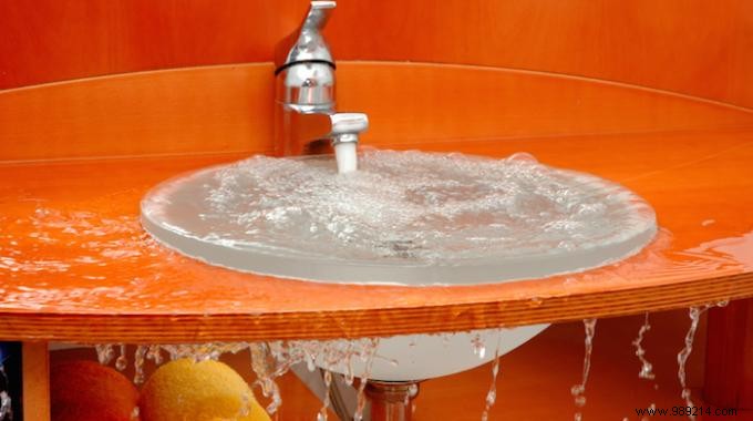 2 Proven Natural Ways to Unclog Your Sink Without Chemicals