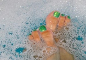 Relax Tired Feet with a Simple Baking Soda Soak: Proven Home Remedy