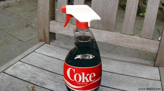 How Coca-Cola Removes Grease Stains from Clothes: A Proven Laundry Hack