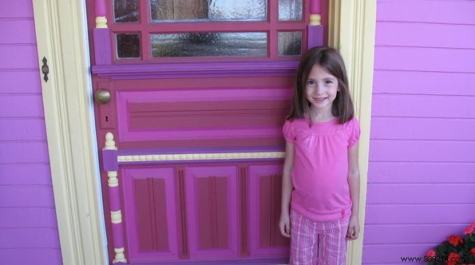 Proven DIY Hack: Paint Your Door Without Staining the Handle Using Aluminum Foil