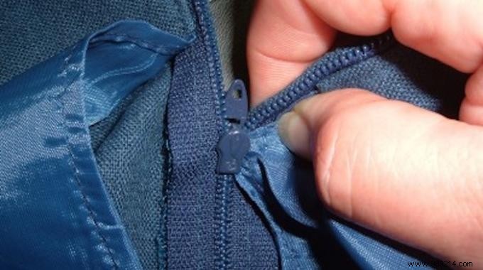 Stuck Zipper? 3 Proven Fixes to Unjam It Without Damage