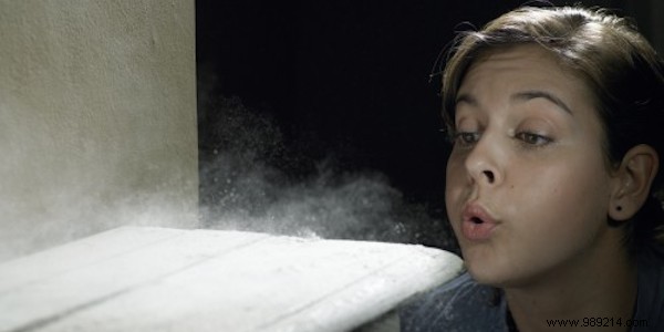 8 Proven Tips to Banish Dust from Your Bedroom for Healthier Sleep