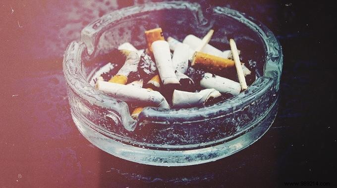 3 Proven Natural Methods to Eliminate Cigarette Smoke Odors from Your Home