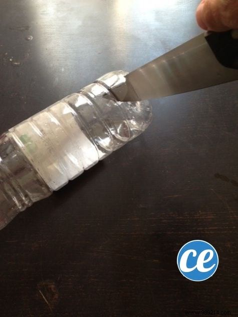 Unclog a Toilet with a Plastic Bottle: Proven DIY Fix Without a Plunger