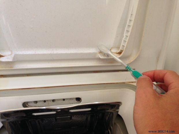 How to Deep Clean Your Washing Machine in 7 Proven Steps with Baking Soda and Vinegar