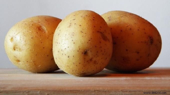 Remove Grass Stains from Clothes Effortlessly with Potatoes