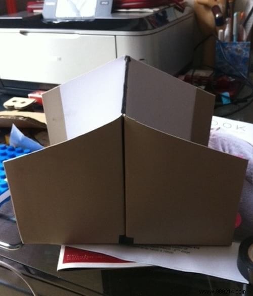 DIY Guide: Transform Shoe Boxes into Stylish Briefcases for Smart Storage