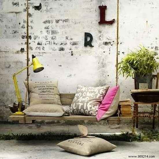 15 Ingenious Ways to Upcycle Old Wooden Pallets into Stunning DIY Projects