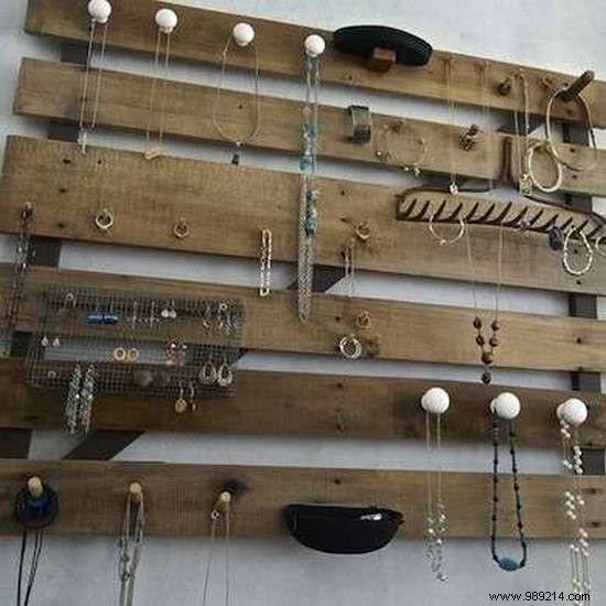 15 Ingenious Ways to Upcycle Old Wooden Pallets into Stunning DIY Projects