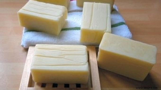 Easy Homemade Castile Soap Recipe: Step-by-Step Guide for Beginners