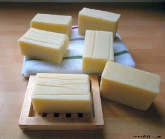 Easy Homemade Castile Soap Recipe: Step-by-Step Guide for Beginners