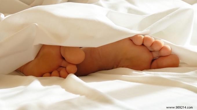 The Egyptian Method: Sleep Soundly Through Hot Summer Nights