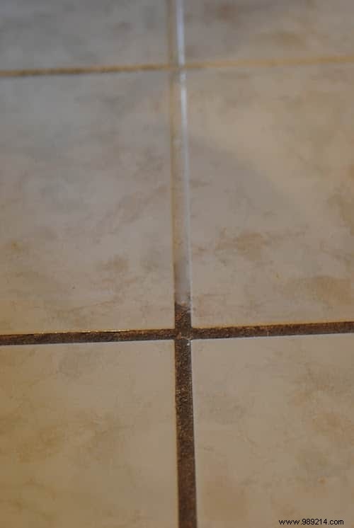 3 Proven White Vinegar Cleaning Tips from a Teacher s Experience