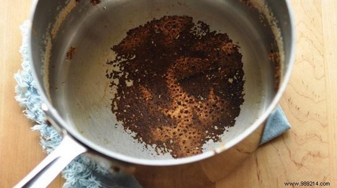 3 Time-Tested Grandma s Hacks to Restore Your Burnt Pan Bottom Effortlessly