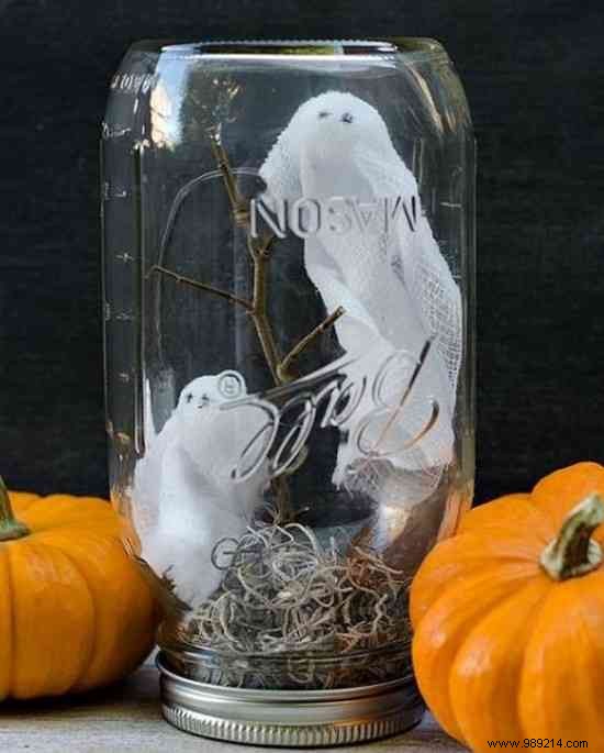 29 Creative Ways to Repurpose Glass Jars for Spooky Halloween Crafts