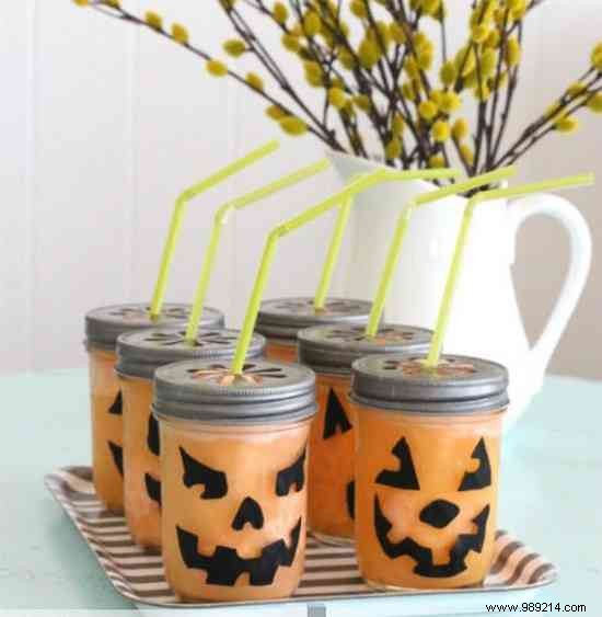 29 Creative Ways to Repurpose Glass Jars for Spooky Halloween Crafts