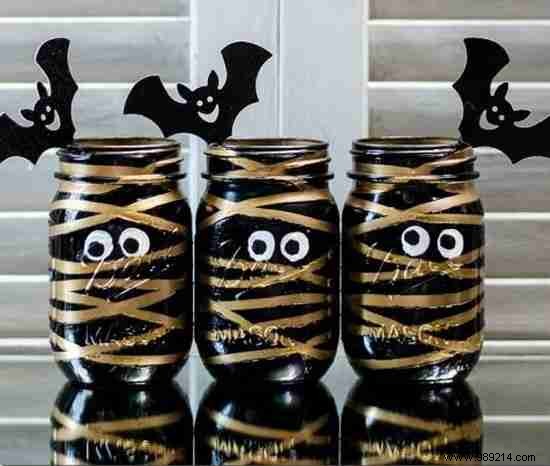 29 Creative Ways to Repurpose Glass Jars for Spooky Halloween Crafts