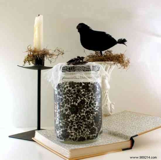29 Creative Ways to Repurpose Glass Jars for Spooky Halloween Crafts