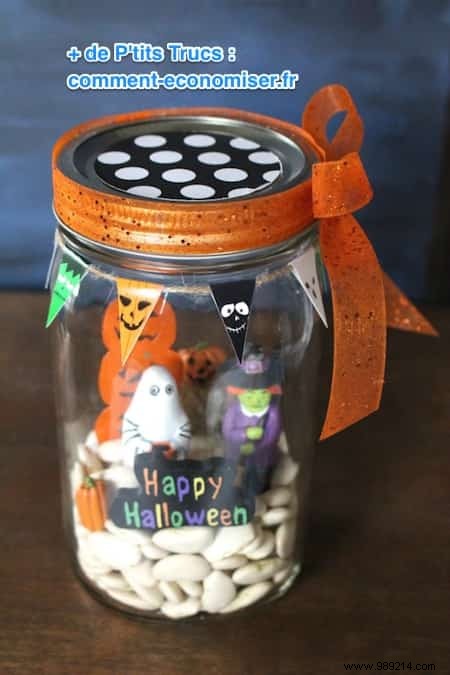 29 Creative Ways to Repurpose Glass Jars for Spooky Halloween Crafts