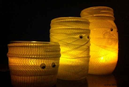 29 Creative Ways to Repurpose Glass Jars for Spooky Halloween Crafts