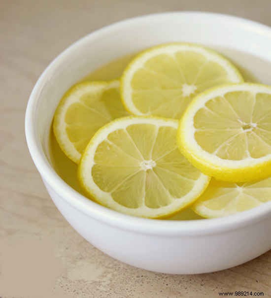 Clean Your Microwave Effortlessly: No Scrubbing or Chemicals Needed