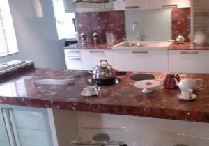 Terre de Sommières: The Proven Natural Trick to Remove Grease Stains from Granite and Marble