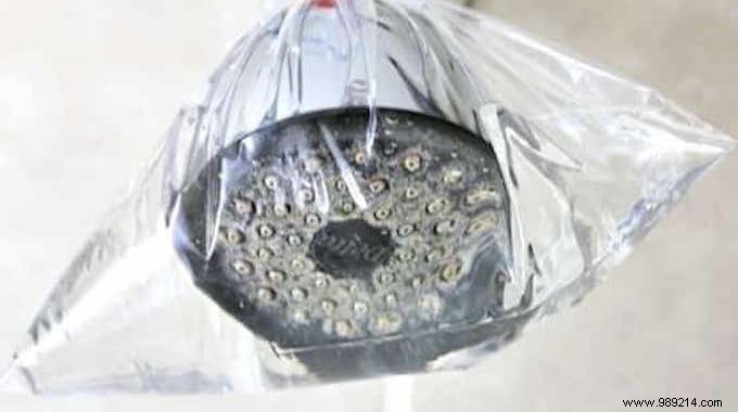 How to Clean a Clogged Shower Head with White Vinegar: Simple Overnight Fix