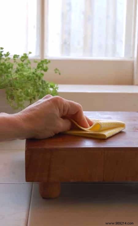 How to Deep Clean and Maintain Your Wooden Cutting Board: Proven Step-by-Step Guide