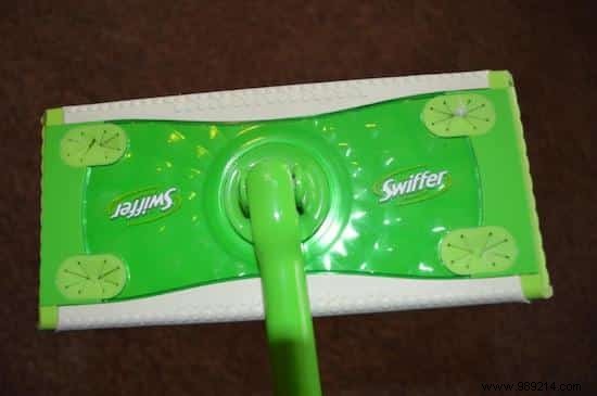 How to Clean Your Home s Walls Easily: Proven Tips from a Professional Cleaner