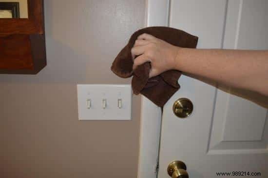 How to Clean Your Home s Walls Easily: Proven Tips from a Professional Cleaner