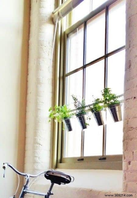 27 Ingenious Ways to Repurpose Extendable Curtain Rods in Your Home