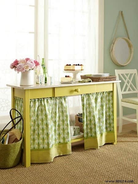 27 Ingenious Ways to Repurpose Extendable Curtain Rods in Your Home