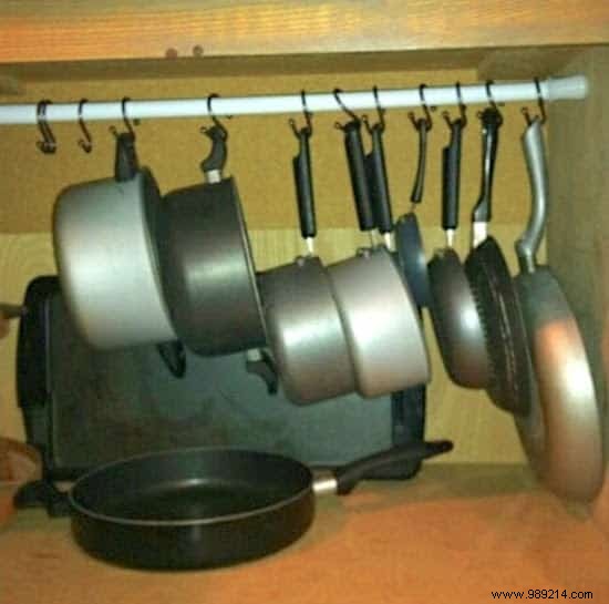 27 Ingenious Ways to Repurpose Extendable Curtain Rods in Your Home