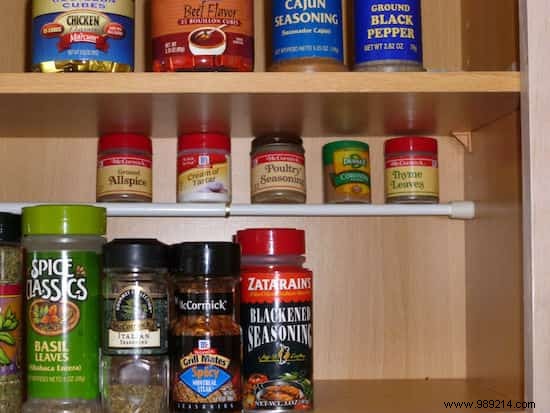 27 Ingenious Ways to Repurpose Extendable Curtain Rods in Your Home