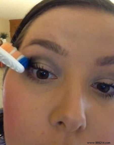 25 Genius Ways to Repurpose Old Toothbrushes: Proven Cleaning Hacks from Years of Experience