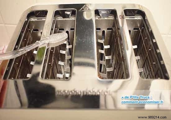 25 Genius Ways to Repurpose Old Toothbrushes: Proven Cleaning Hacks from Years of Experience